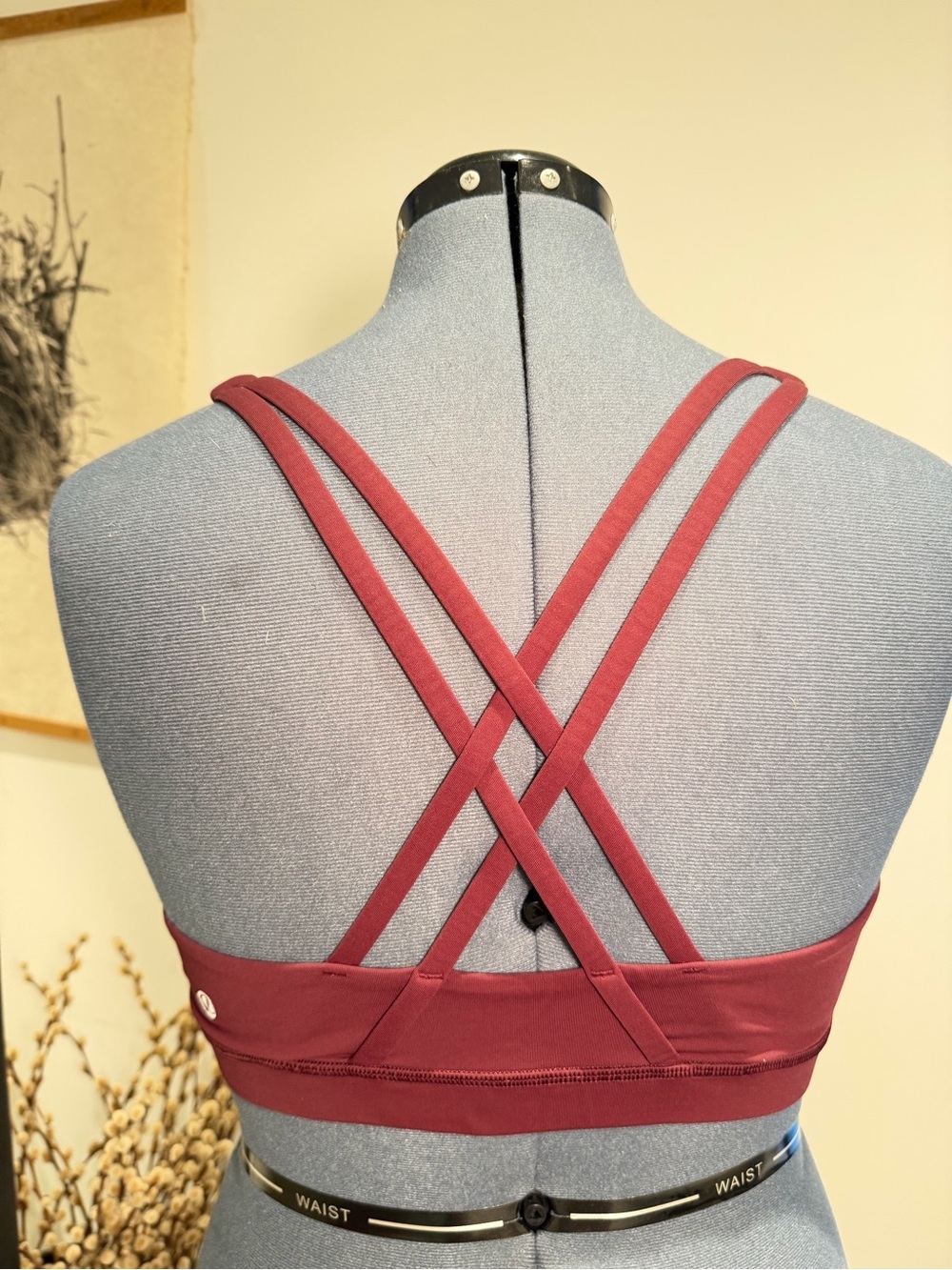lululemon Energy Bra Strappy Criss-Cross Back Size 12 Aubergine Burgundy - Picture 2 of 7